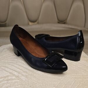 Hispanitas Chic Black Leather Heels with Glossy Buckle Made in Spain